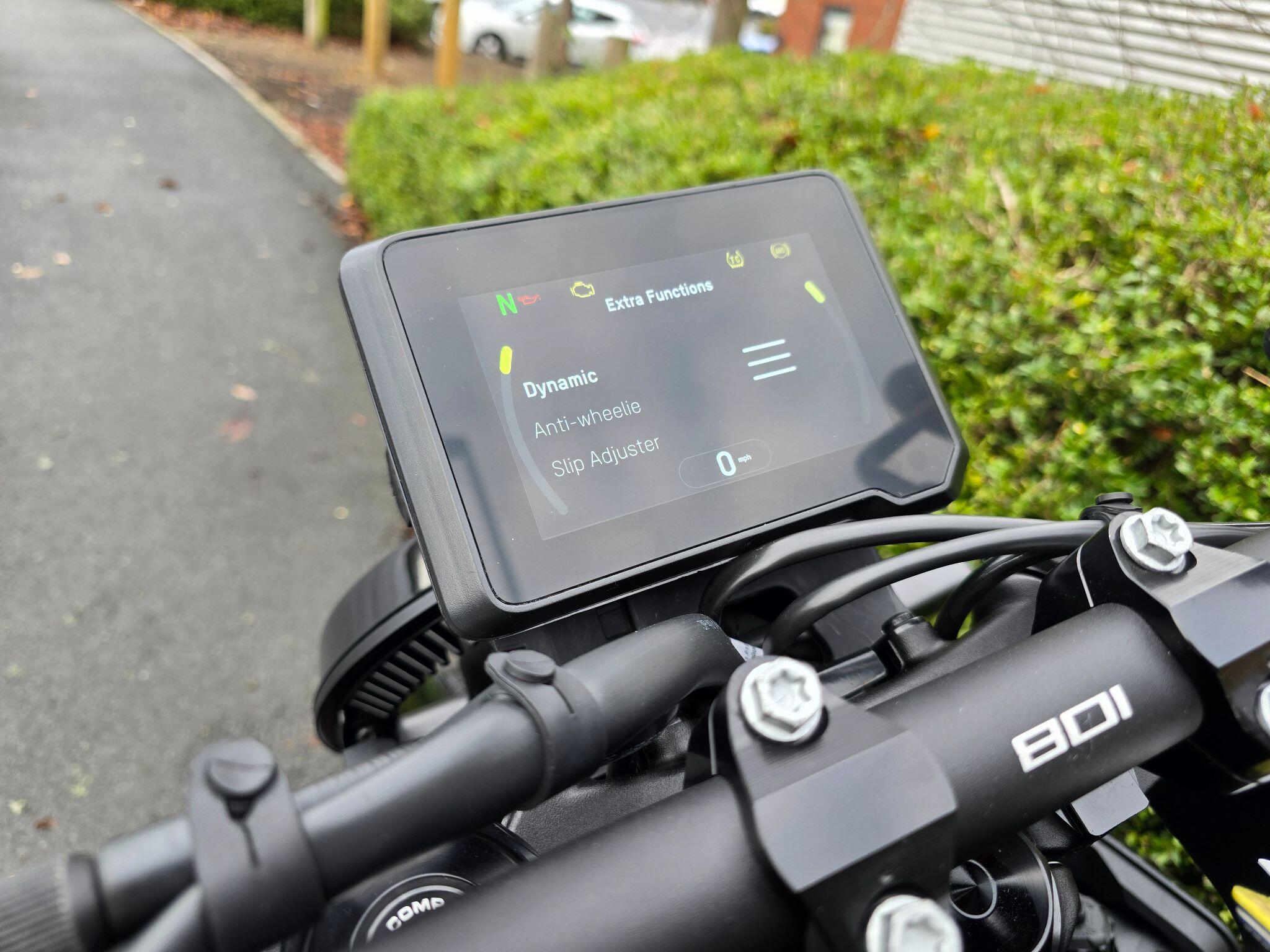 2025 25 Reg Husqvarna 801 520 X-Ring Euro 5